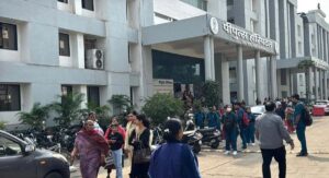 Peoples University को बम से उड़ाने की धमकी, ईमेल मिलते ही मचा हड़कंप