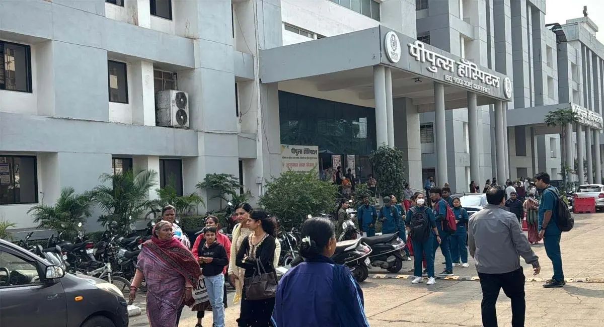 Peoples University को बम से उड़ाने की धमकी, ईमेल मिलते ही मचा हड़कंप